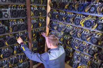 Bitcoin Miner IREN Surges on Renewed AI Interest, Possible BTC Dividend Payment
