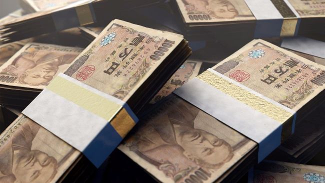 BOJ's Ueda Says Need to Maintain Accommodative Monetary Environment to Support Economy