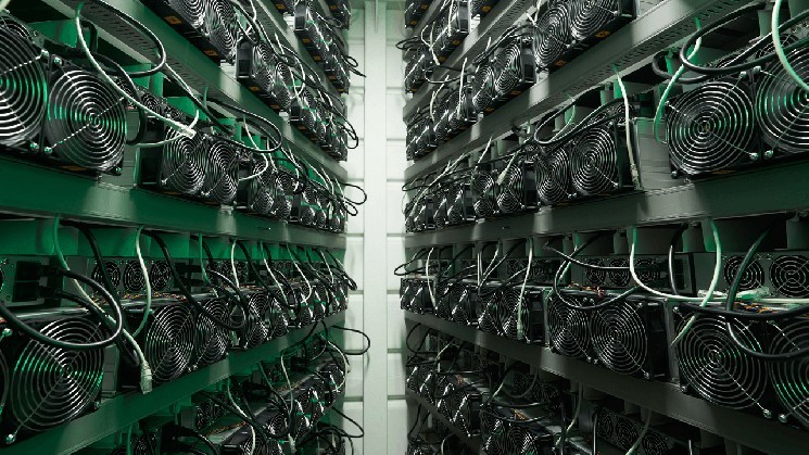 Hashprice Below $40? Mining Report Paints a Stark Picture for Bitcoin Miners