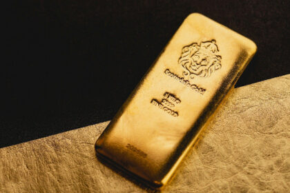 Gold-Backed Cryptocurrencies Retreat From All-Time Highs Amid Stock-Market Rout