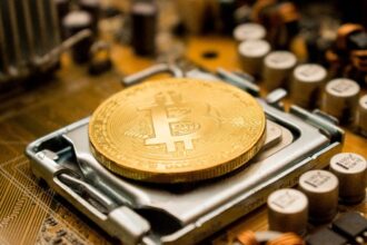 Chinese Analyst Says, “I Have Good News and Bad News for Bitcoin,” Warns About Next Week