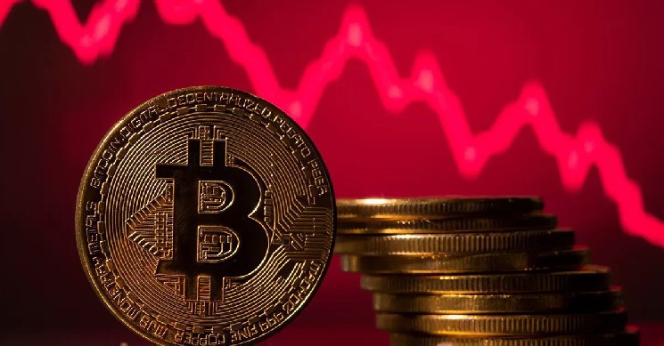 Bitcoin Bleeds Hard – Here’s Probable Cause and Liquidation Data