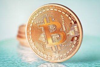 Everyone Thinks Bitcoin Will Peak Soon, But This Analyst Says ‘Everyone Is Wrong’ “The Real Peak Date and Price…”
