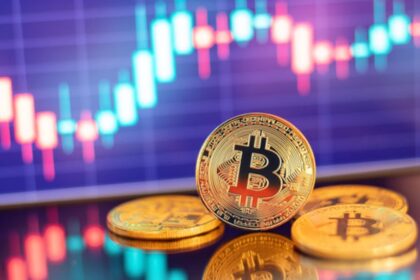 Bitcoin recovers USD 115,000 driven by the traditional market