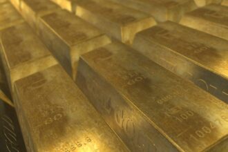Political chaos leads to gold to new historical maximum